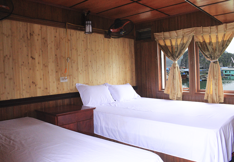 Twin-Bed Cabin